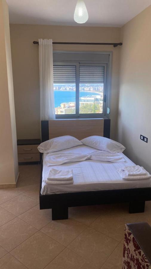 Al Hotel Vlore Exterior photo